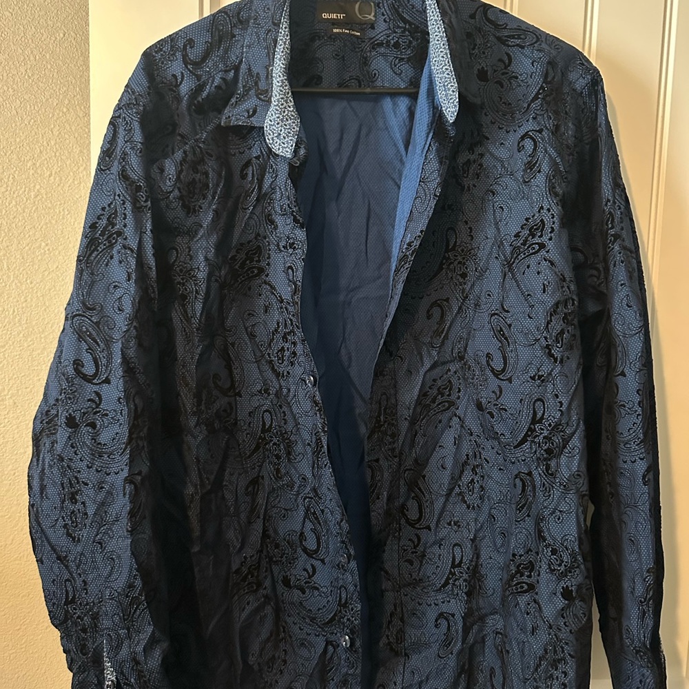 Quieti Men's 100% cotton Navy Paisley Shirt